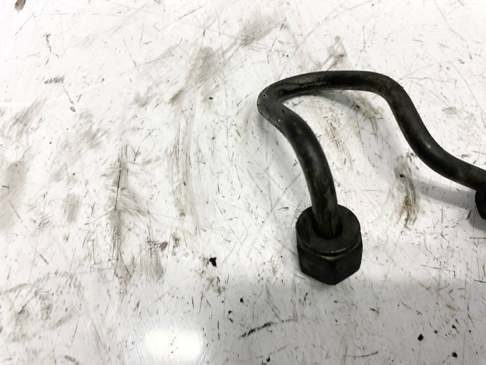 Nissan Primera 2003 Fuel tube (tube injector) - Thumbnail 3