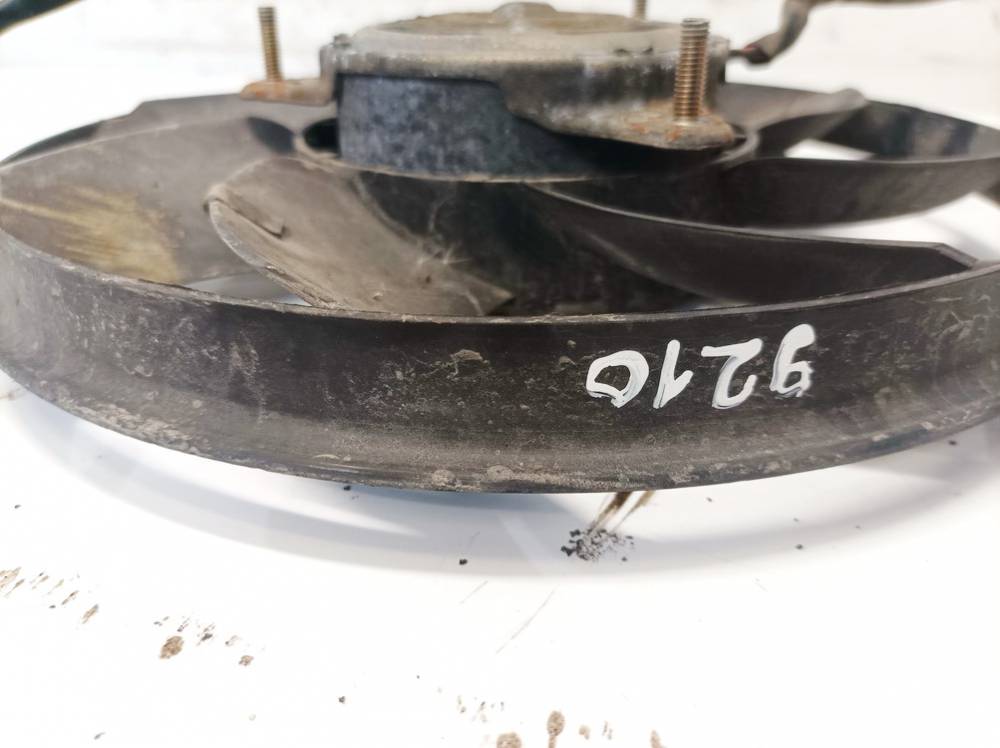 Volkswagen Passat 1997 Diffuusori (Jäähdyttimen Tuuletin) - Thumbnail 3