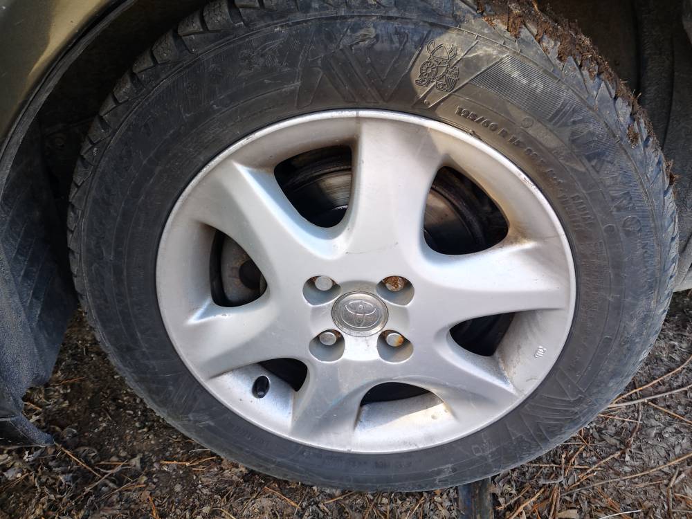 4X100 Toyota Corolla 2003 Komplet Kół Zimowych R15 - Thumbnail 2