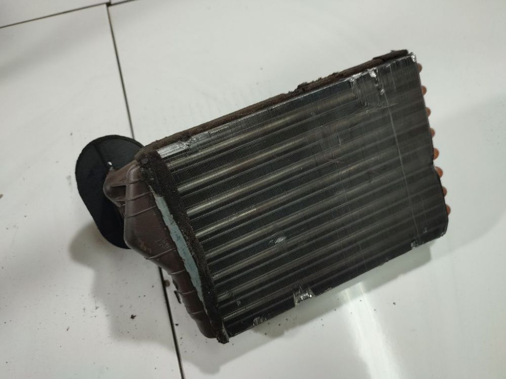 Chrysler PT Cruiser 2002 Salono peciuko radiatorius - Thumbnail 3