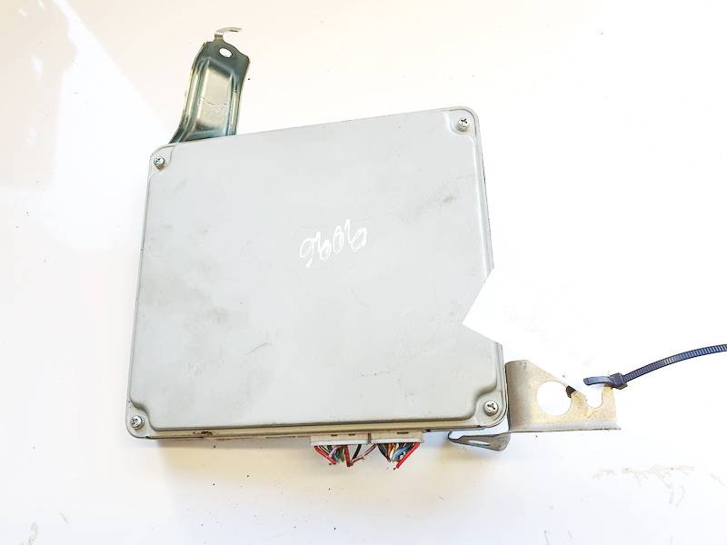 896610F100 Toyota Corolla Verso 2005 ECU Engine Computer (Engine Control Unit)