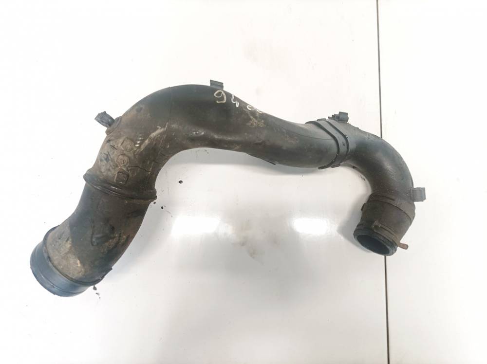 PX0416405 Volkswagen Golf 2000 Interkulera šļūtene