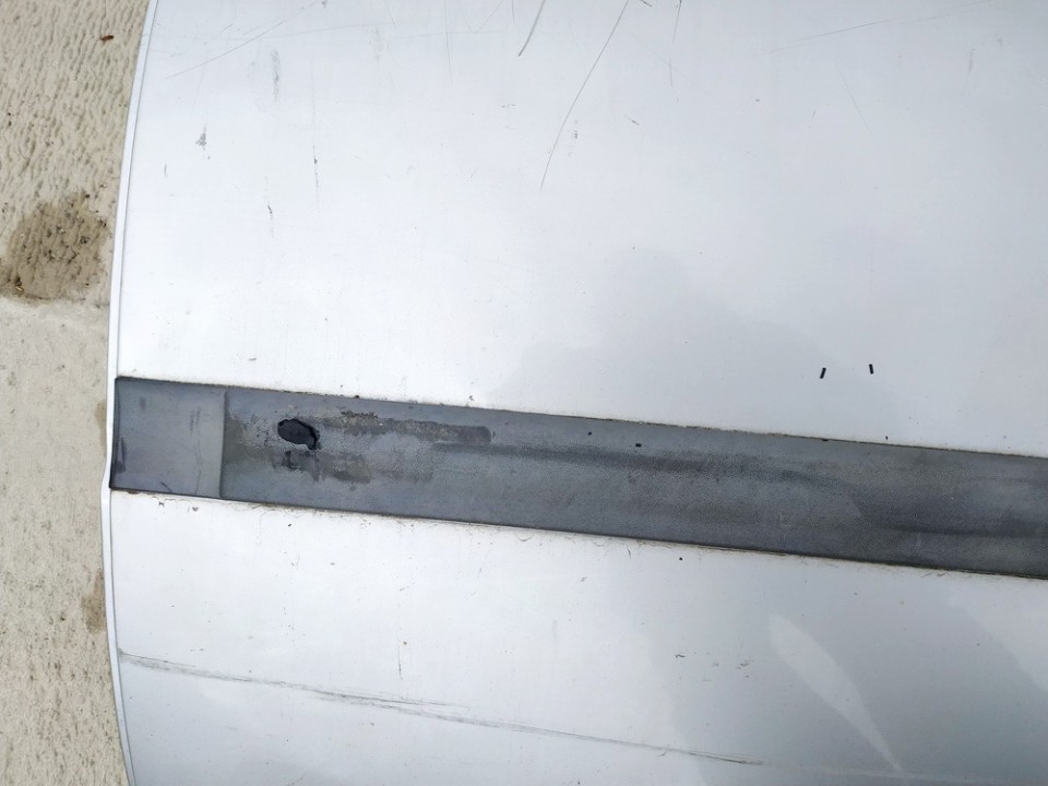 Opel Astra 2000 Listón embellecedor de la puerta delantera (moldura) - TRASERO IZQUIERDO - Thumbnail 3