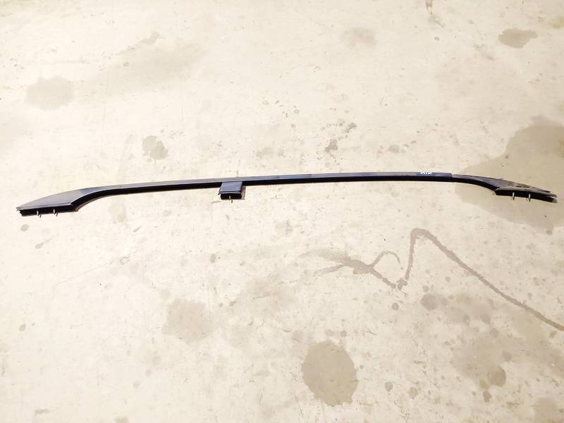 Volvo V70 2010 Prawy reling dachowy