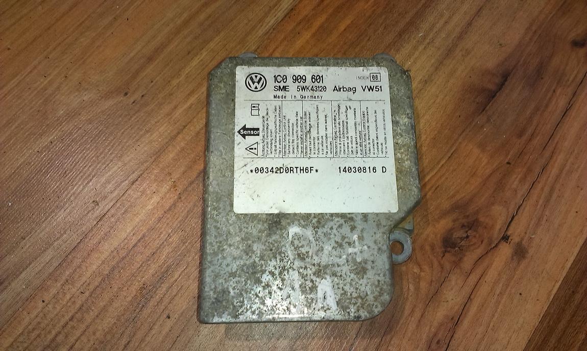 1C0909601 Volkswagen Golf 2000 Airbag crash sensors module