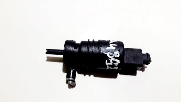 Volkswagen Bora 2004 Windshield Windscreen Washer Pump