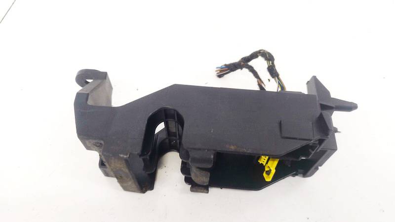 8K0937545F Audi A4 2009 Skrzynka bezpieczników