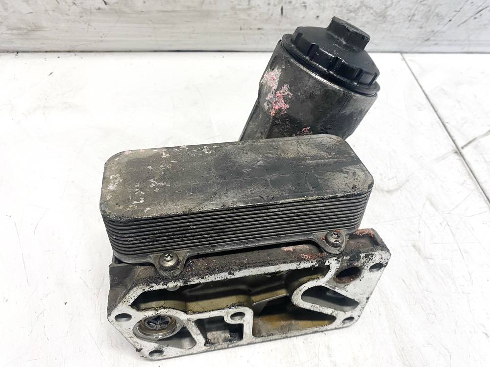 070115389E Volkswagen Touareg 2005 Ölkühler Ölfiltergehäuse (Ölfilter, Kühler) - Thumbnail 2