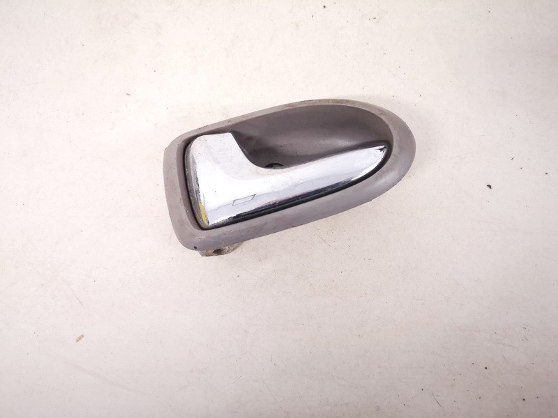 Mazda 6 2003 Door Handle Interior - FRONT LEFT