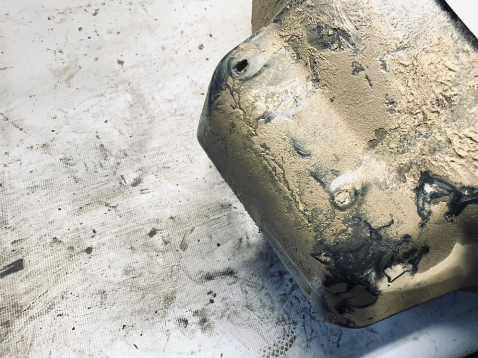 8D0810171 Audi A4 1995 Plastic Inner Fender - REAR LEFT - Thumbnail 3