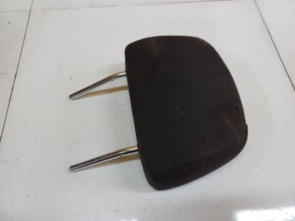 Opel Astra 2005 Istuimen pääntuki