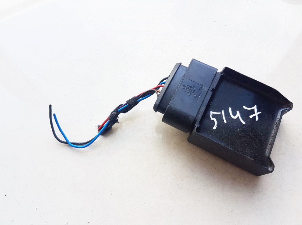 5Q0906093A 5Q0.906.093A Fuel Pump Relay Volkswagen Golf 2016 1.4L EIS00833649 Used Auto