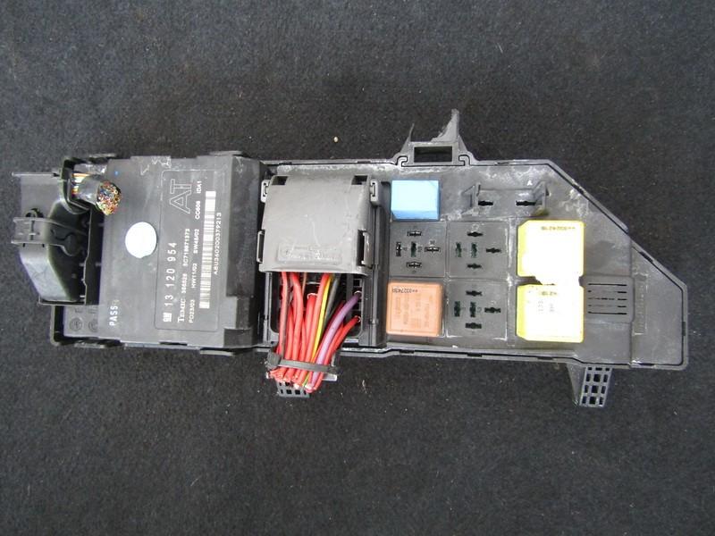 460023260 Opel Vectra 2004 Boîte à fusibles