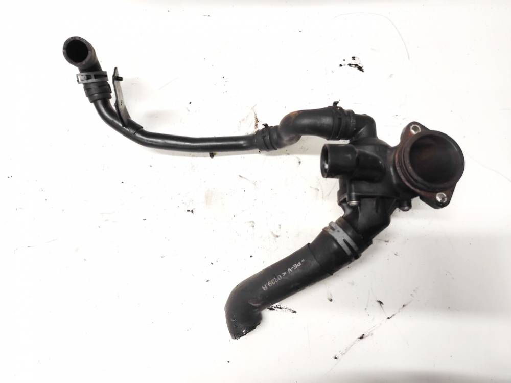 03L121111R Audi A5 2011 Carcasa del termostato - Thumbnail 3