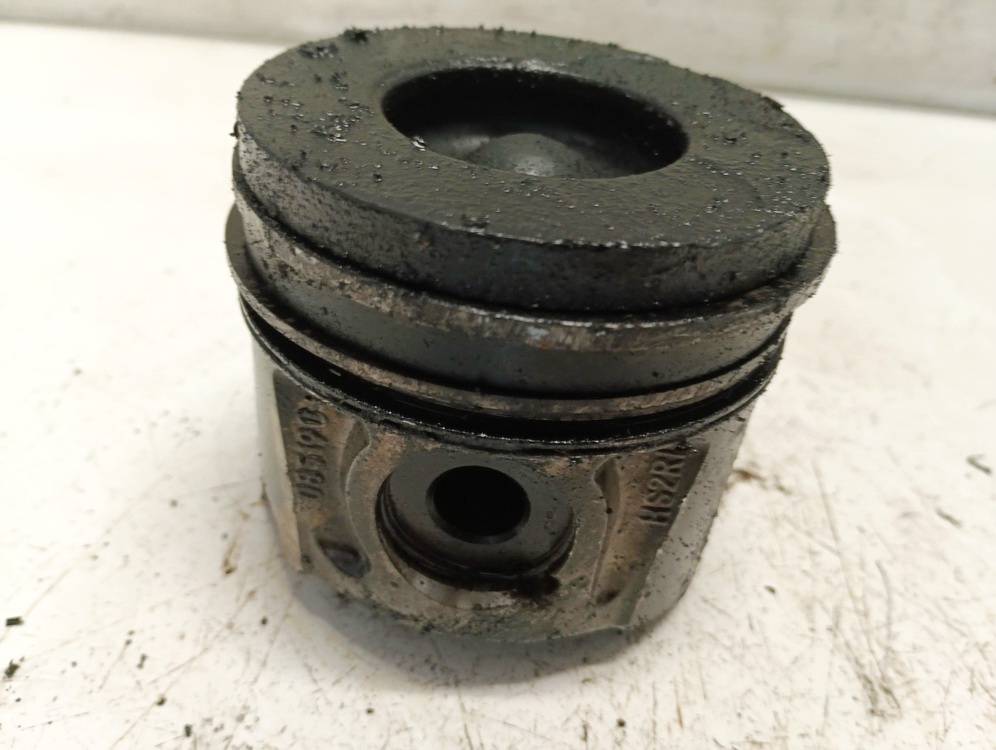 Ford Galaxy 2009 piston - Thumbnail 2