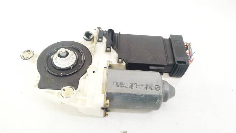 1J1959802D Volkswagen Golf 2001 Window Motor - FRONT RIGHT