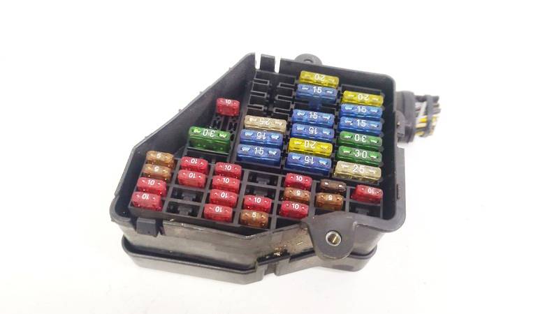 Audi A4 1997 Sulakerasia