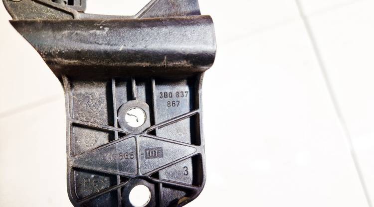 3B0837867 Volkswagen Passat 1997 Door Lock Mechanism - REAR LEFT - Thumbnail 3