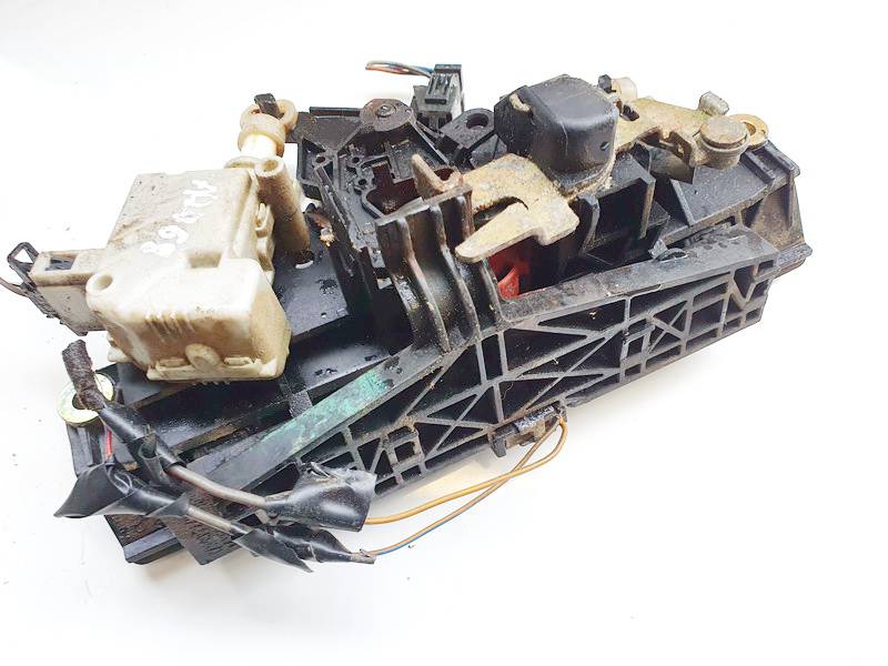 Audi A6 1998 Fuel Flap Motor - Thumbnail 3