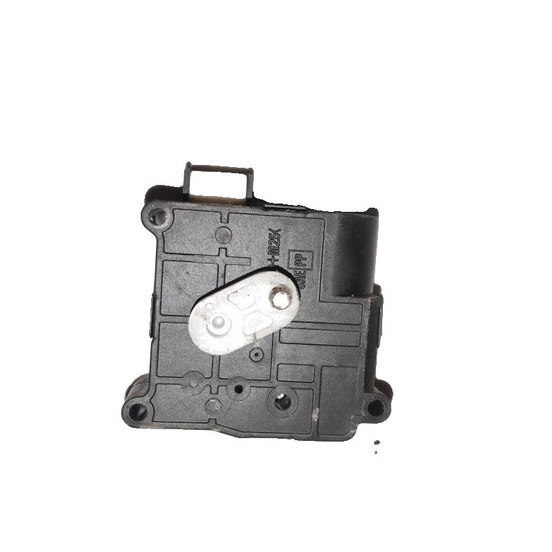 1138002051 Toyota Corolla Verso 2004 Peciuko sklendes varikliukas - Thumbnail 2