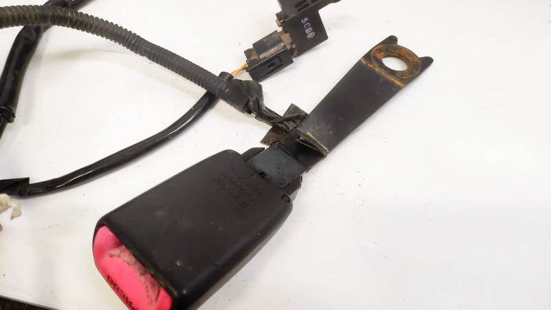 E034501 Toyota Corolla Verso 2006 Seat belt holder (Seat belt Buckle) - FRONT LEFT - Thumbnail 2