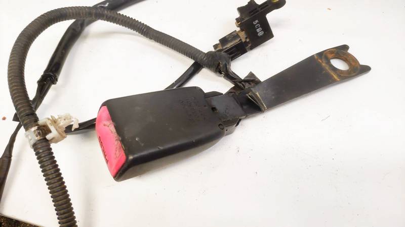 E034501 Toyota Corolla Verso 2006 Seat belt holder (Seat belt Buckle) - FRONT LEFT - Thumbnail 3