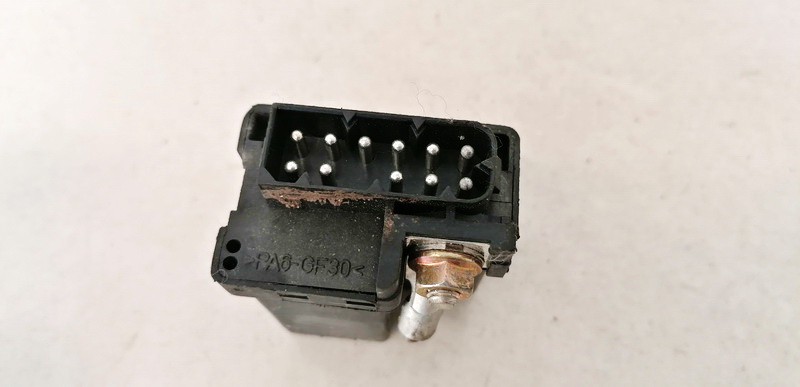 2246919 BMW 5-Series 2001 Glow plug relay - Thumbnail 2