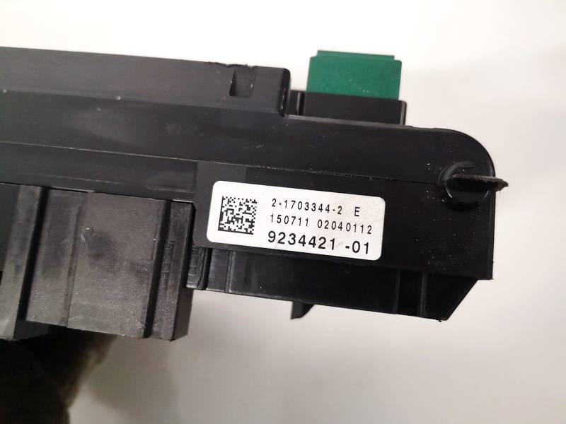 923442101 BMW 5-Series 2010 Fuse box - Thumbnail 3