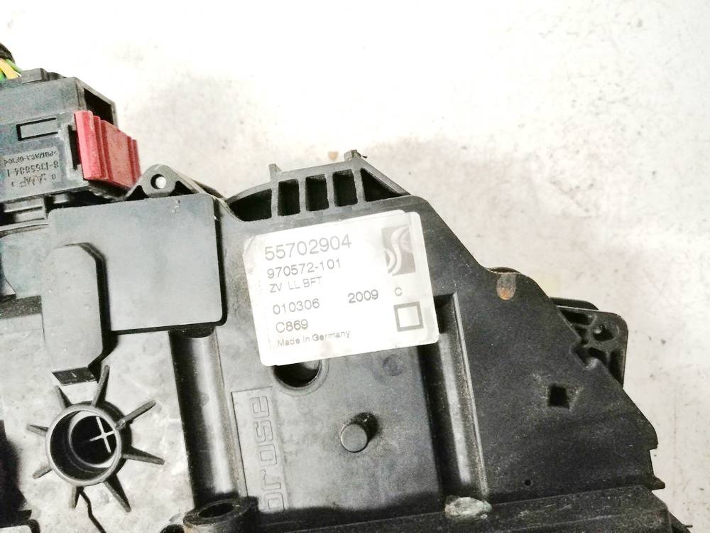 55702904 Fiat Punto 2006 Oven Lukko - EDESSÄ OIKEALLA - Thumbnail 3