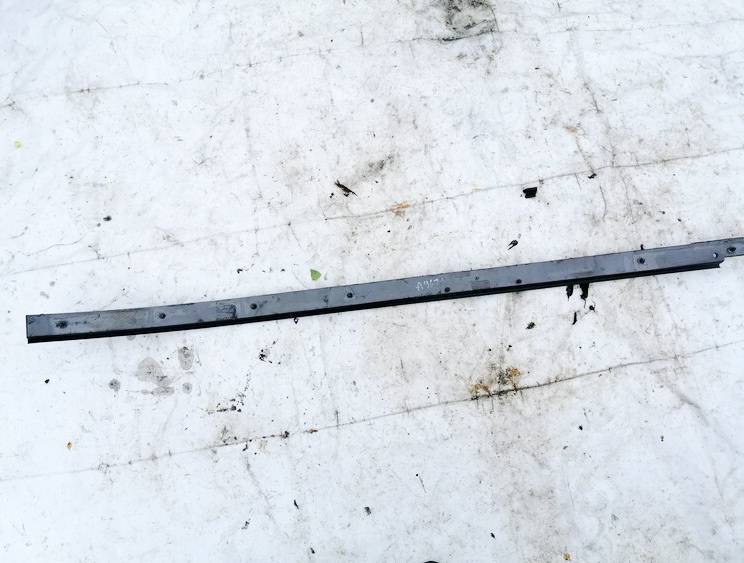 Volkswagen Crafter 2009 Elementy drzwi przesuwnych (szyny, uchwyty)