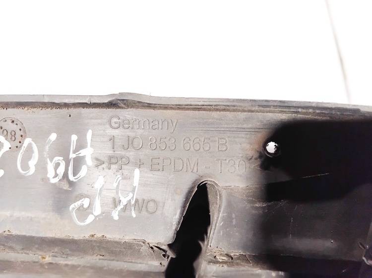 1J0853665B Volkswagen Golf 1999 Bampera turētājs - PRIEKŠA PA KREISI - Thumbnail 3