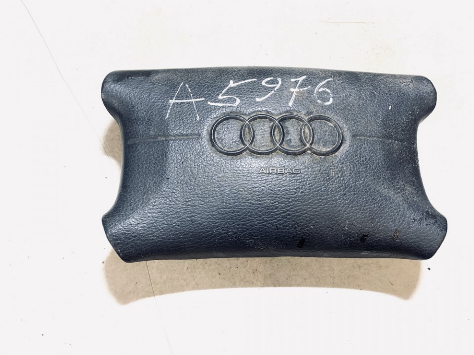 M97T1920305788 Audi A4 1997 Vairo oro pagalve