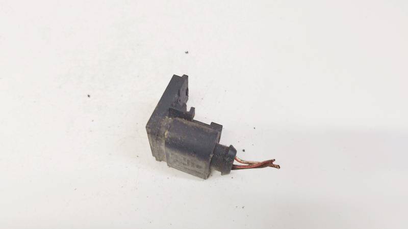 1K0927810D Skoda Octavia 2011 Sankabos pedalo daviklis - Thumbnail 2