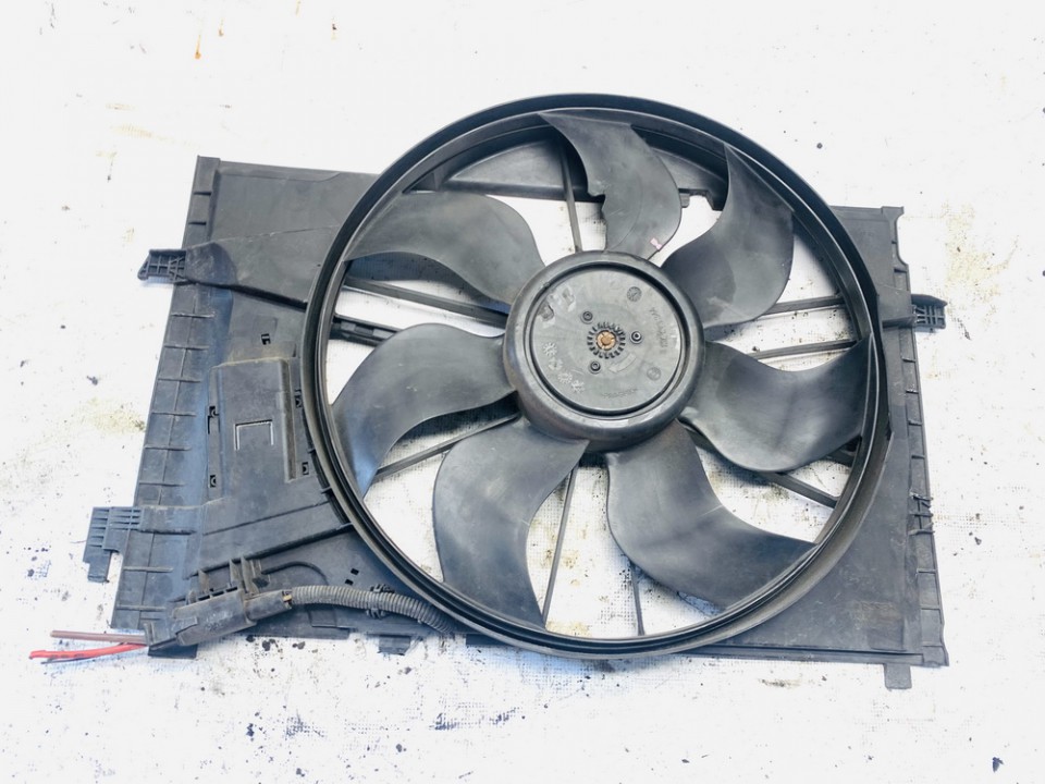 3136613344 Mercedes-Benz CLC-CLASS 2008 Le ventilateur du radiateur