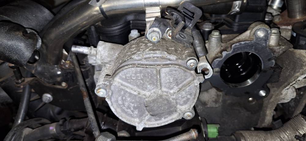 D1651B Volvo V50 2005 Pompa próżniowa układu hamulcowego