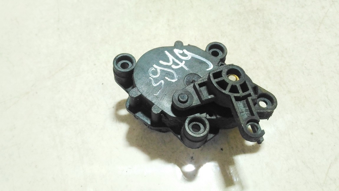 090512502 Opel Omega 1997 Heater Vent Flap Control Actuator Motor