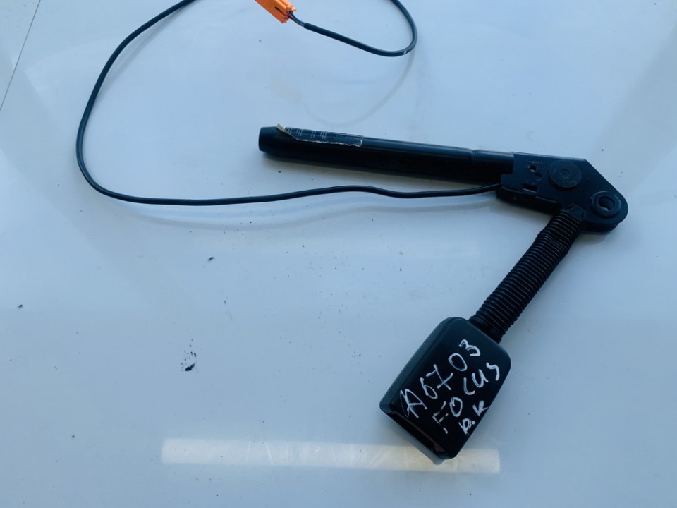 T4X9A011212 Ford Focus 2001 Seat belt holder (Seat belt Buckle) - FRONT LEFT