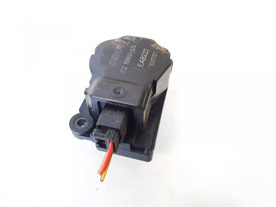 CZ113930-0721 BMW 3-Series 2007 Peciuko sklendes varikliukas - Thumbnail 3