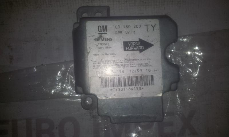 09180800TY Opel Vectra 1997 CALCULATEUR AIRBAG