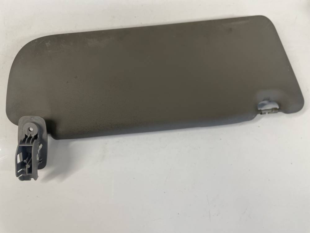 8D0857551F Audi A4 1999 Aizsardzība pret sauli - Thumbnail 2