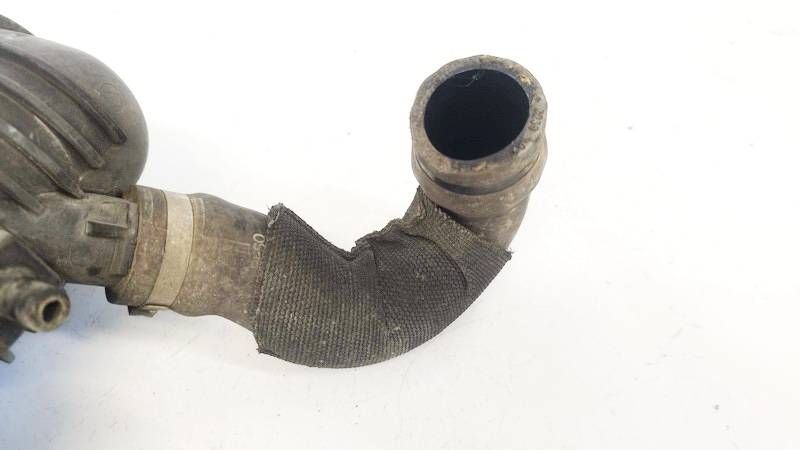 Audi A4 2016 Wąż wodny