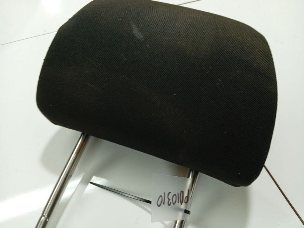 Skoda Octavia 2007 Seat headrest - Thumbnail 2