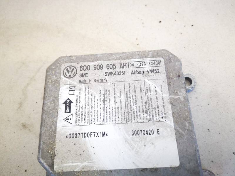 6Q0909605AH Volkswagen Caddy 2007 srs-turvatyynyn tietokone – turvatyynyn ohjausyksikkö - Thumbnail 2