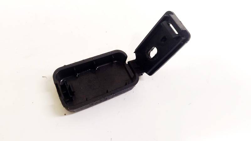 USEED Mazda 3 2007 Interior trim - Thumbnail 3