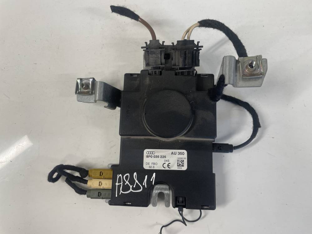 8P0035225 Audi A3 2004 Antenna Module Unit
