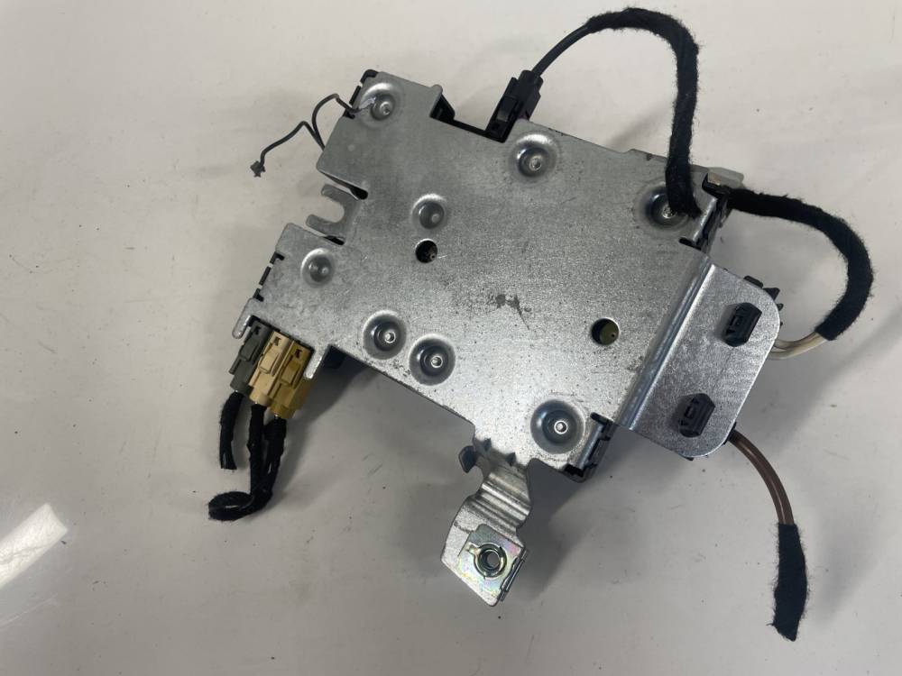 8P0035225 Audi A3 2004 Antenna Module Unit - Thumbnail 3