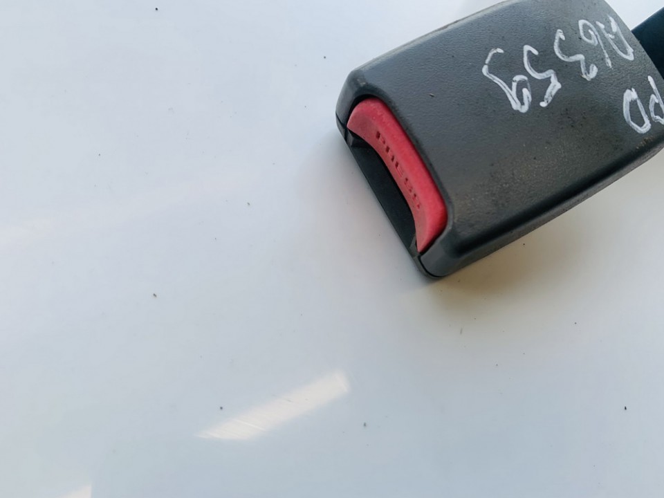 030409 Kia Rio 2003 Seat belt holder (Seat belt Buckle) - FRONT RIGHT - Thumbnail 2