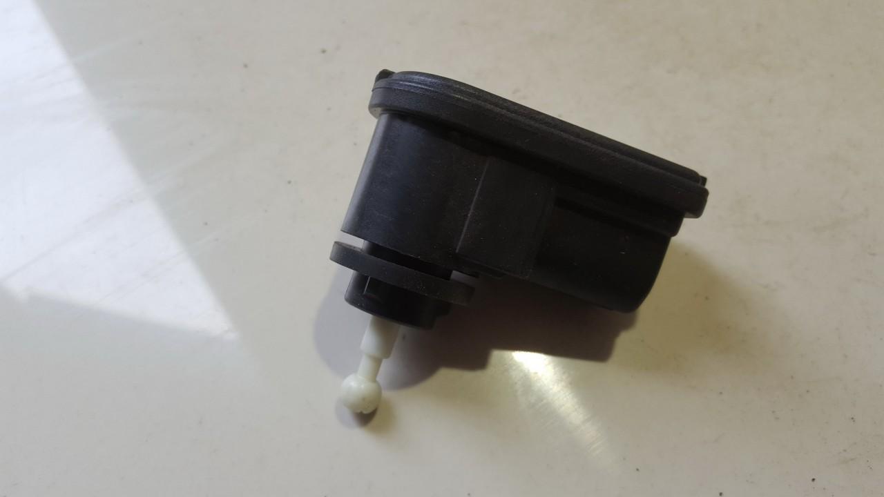 4M5X13K198AA Ford Focus 2006 Zibinto aukscio reguliatorius (korektorius)