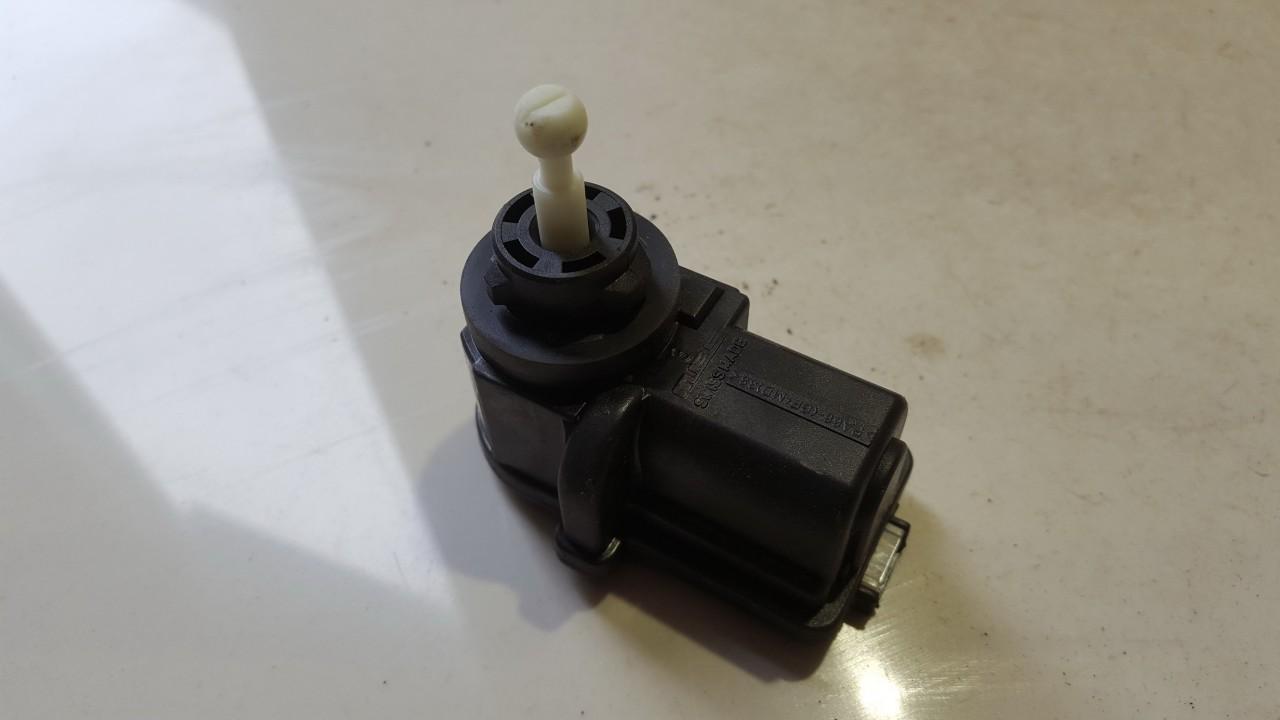 4M5X13K198AA Ford Focus 2006 Zibinto aukscio reguliatorius (korektorius) - Thumbnail 2