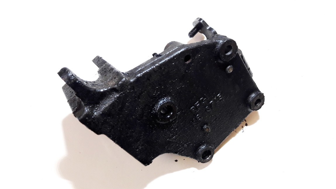 rfg1 k63715 Engine Mount Bracket and Gearbox Mount Bracket Mazda 323 1999 2.0L 15EUR EIS01143694